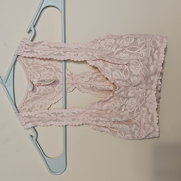 Free People Other - Free people intimately pale pink Razor back lace Bralette. In EUC